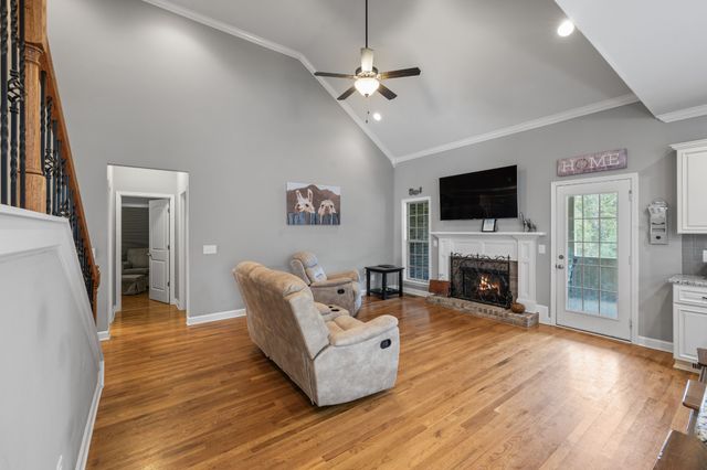 6027 Spade Dr, Spring Hill, TN 37174