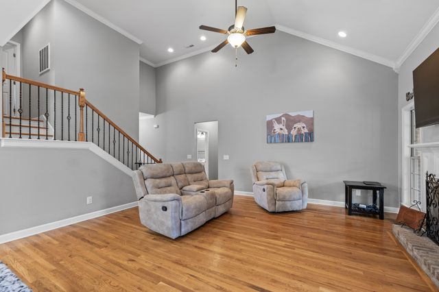 6027 Spade Dr, Spring Hill, TN 37174