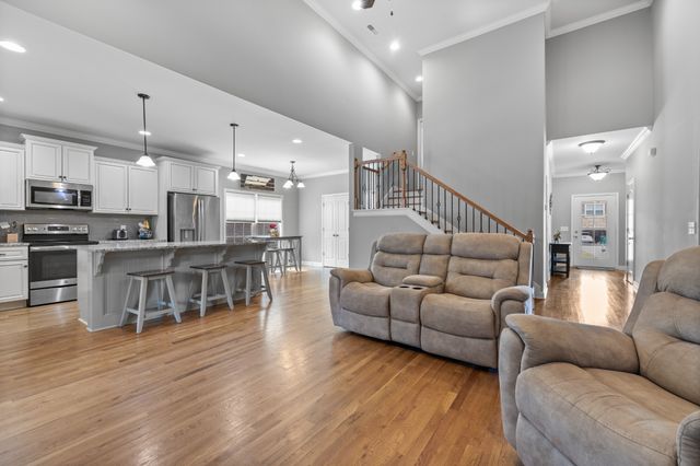 6027 Spade Dr, Spring Hill, TN 37174