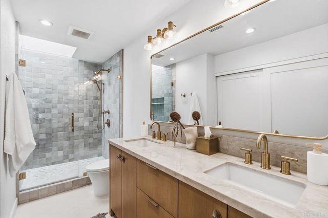 1652 Clearwater Place, Encinitas, CA 92024