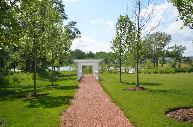 230 Majestic Oak Court, Lake Forest, IL 60045