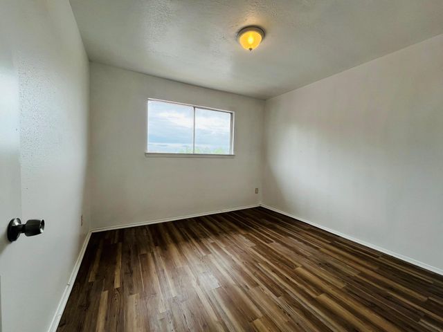 6981 Chasewood Drive, Houston, TX 77489