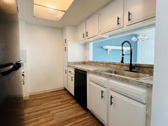 6981 Chasewood Drive, Houston, TX 77489