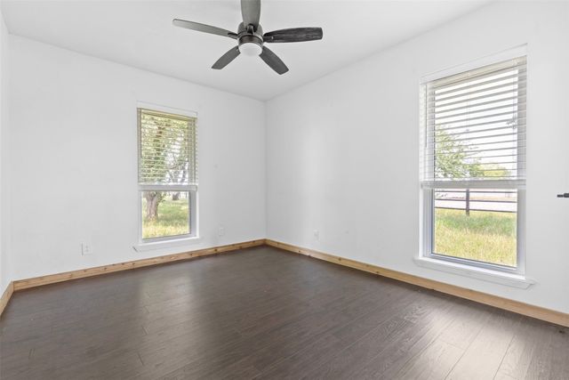 5772 N State Highway 78, Bonham, TX 75418