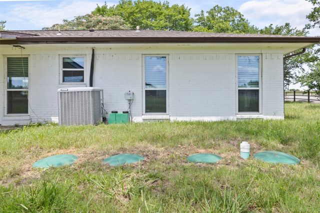 5772 N State Highway 78, Bonham, TX 75418