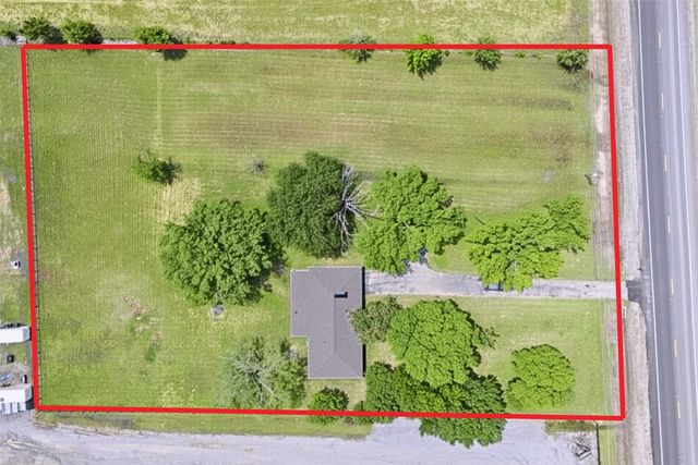 5772 N State Highway 78, Bonham, TX 75418