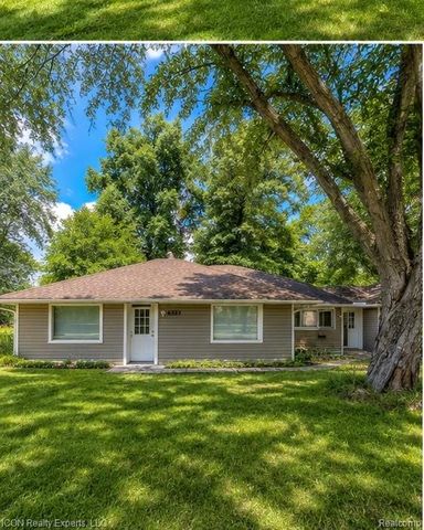 5028 Pheasant Road, Waterford, MI 48327