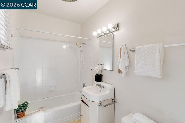 1680 Lilac Dr., Walnut Creek, CA 94595