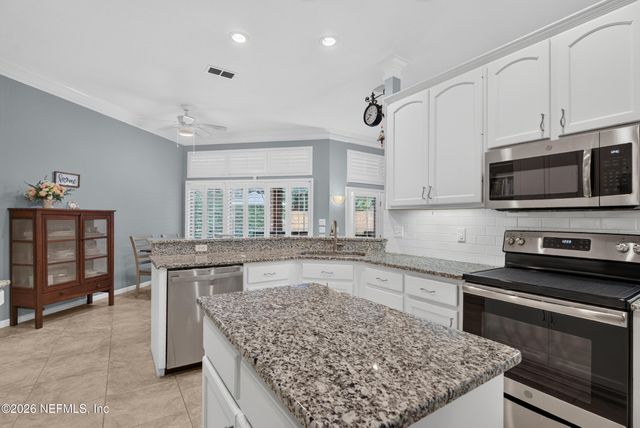 1335 ASHLEY OAKS Drive, Jacksonville Beach, FL 32250