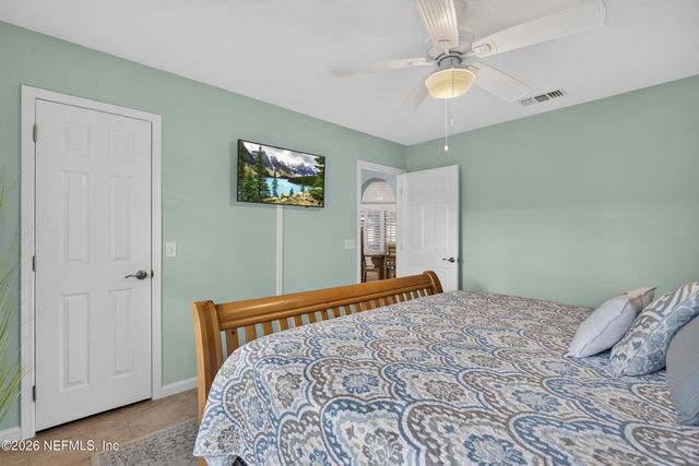 1335 ASHLEY OAKS Drive, Jacksonville Beach, FL 32250