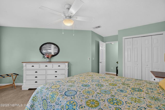 1335 ASHLEY OAKS Drive, Jacksonville Beach, FL 32250