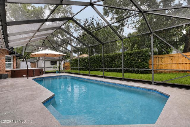 1335 ASHLEY OAKS Drive, Jacksonville Beach, FL 32250