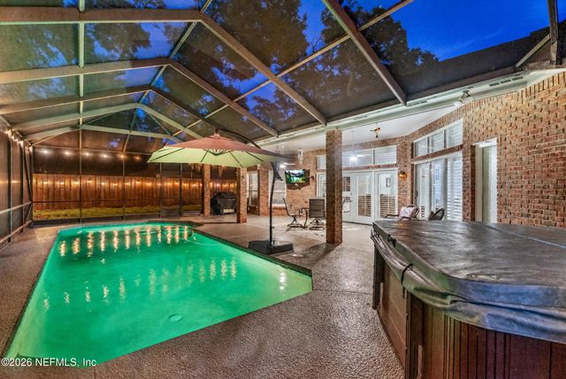 1335 ASHLEY OAKS Drive, Jacksonville Beach, FL 32250
