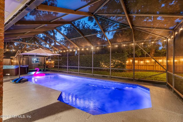 1335 ASHLEY OAKS Drive, Jacksonville Beach, FL 32250