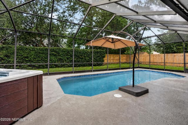 1335 ASHLEY OAKS Drive, Jacksonville Beach, FL 32250