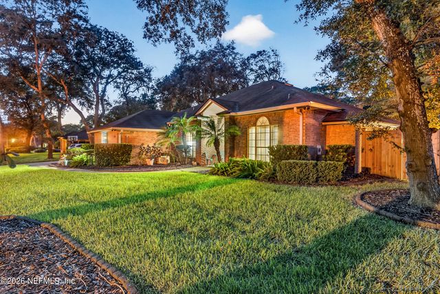 1335 ASHLEY OAKS Drive, Jacksonville Beach, FL 32250