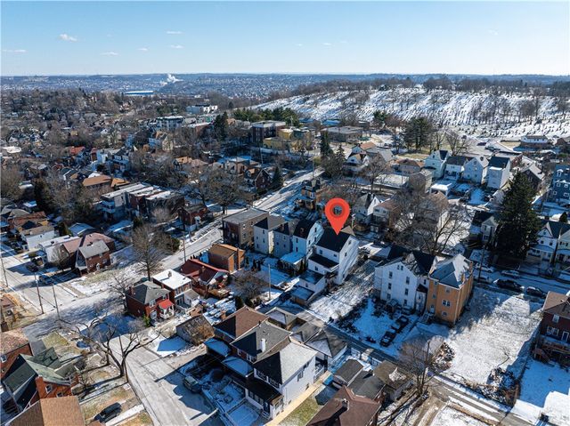 659 Montclair, Greenfield, PA 15217