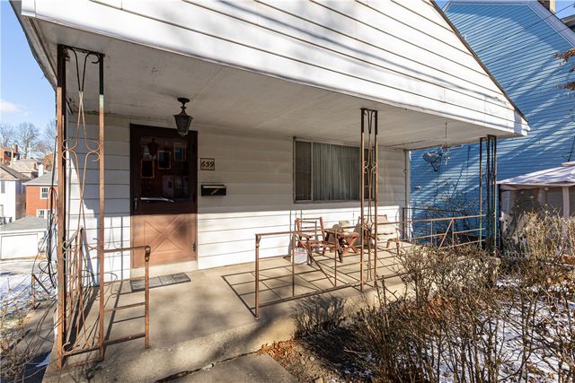 659 Montclair, Greenfield, PA 15217