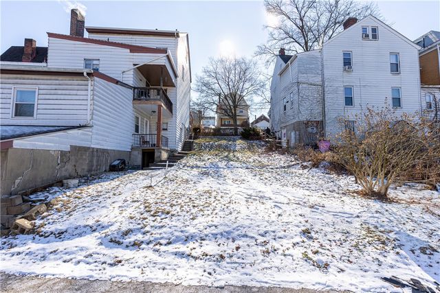 659 Montclair, Greenfield, PA 15217