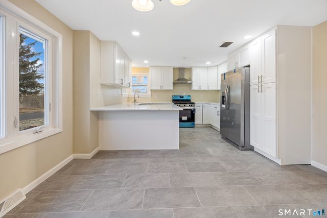 240 Hillhurst Avenue, New Britain, CT 06053