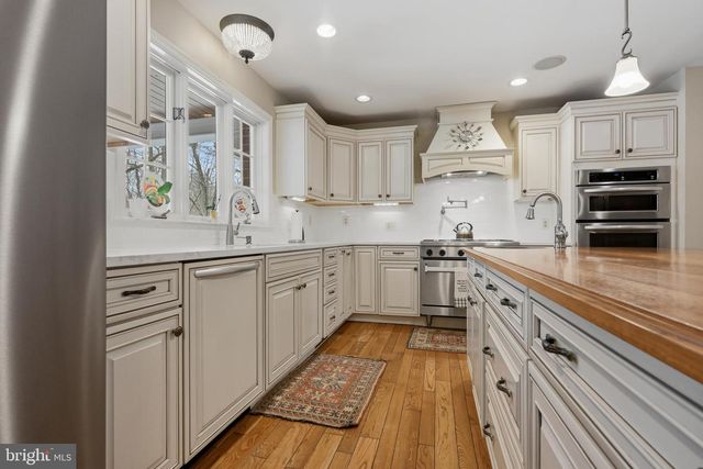 982 WAYSON WAY, Davidsonville, MD 21035