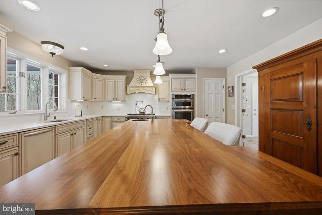 982 WAYSON WAY, Davidsonville, MD 21035