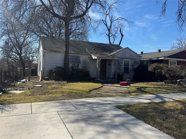 5801 Kilpatrick Avenue, Fort Worth, TX 76107