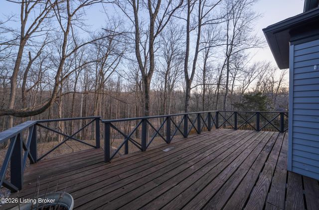 6305 Deep Creek Dr, Prospect, KY 40059