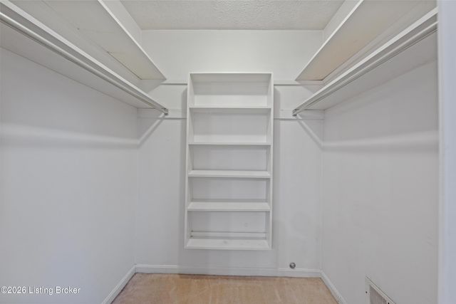 6305 Deep Creek Dr, Prospect, KY 40059