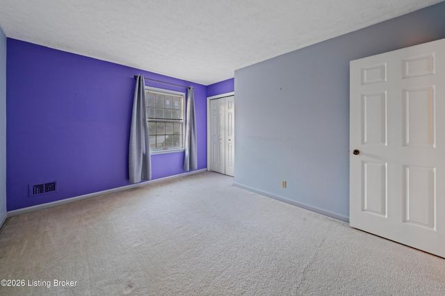 6305 Deep Creek Dr, Prospect, KY 40059