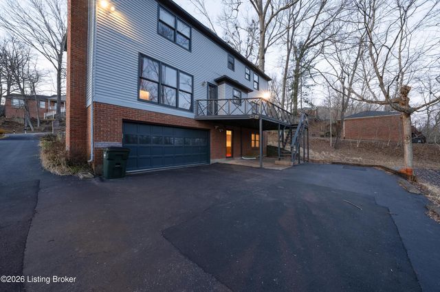 6305 Deep Creek Dr, Prospect, KY 40059