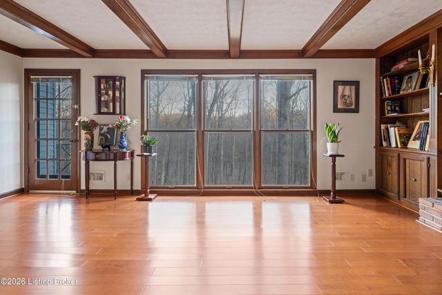 6305 Deep Creek Dr, Prospect, KY 40059