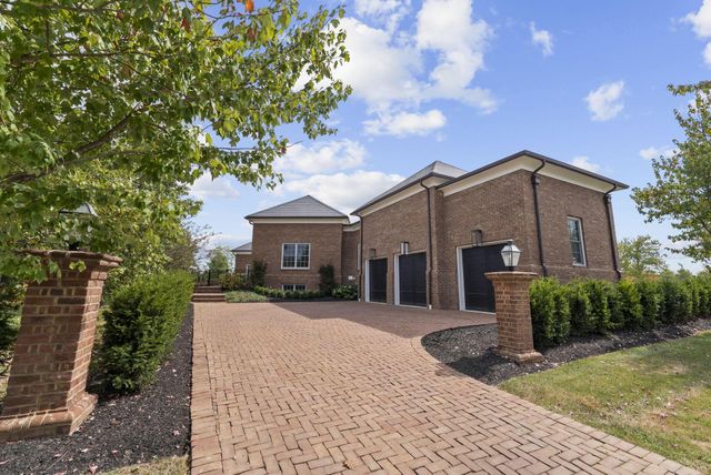 4135 High Grove Crest, New Albany, OH 43054