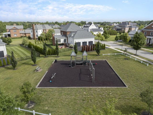 4135 High Grove Crest, New Albany, OH 43054