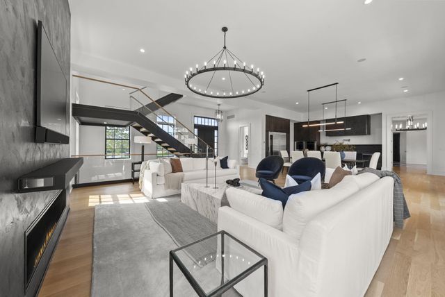 4135 High Grove Crest, New Albany, OH 43054