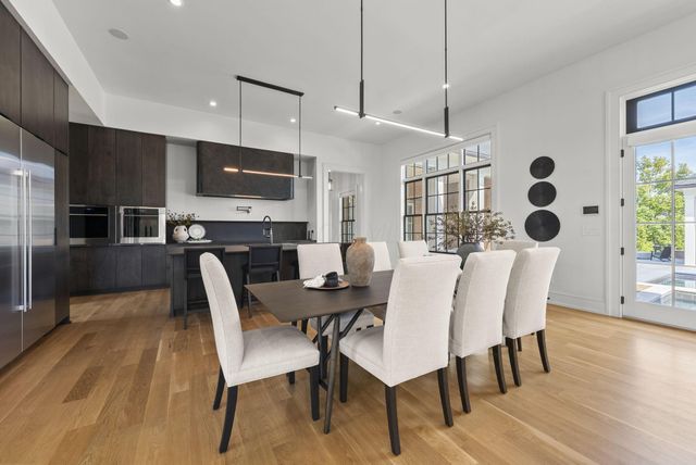 4135 High Grove Crest, New Albany, OH 43054