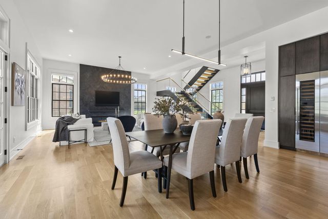 4135 High Grove Crest, New Albany, OH 43054