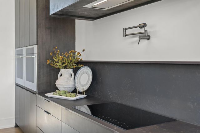 4135 High Grove Crest, New Albany, OH 43054