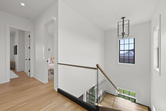 4135 High Grove Crest, New Albany, OH 43054