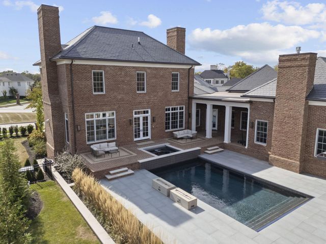 4135 High Grove Crest, New Albany, OH 43054