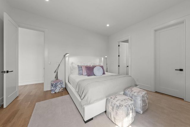 4135 High Grove Crest, New Albany, OH 43054