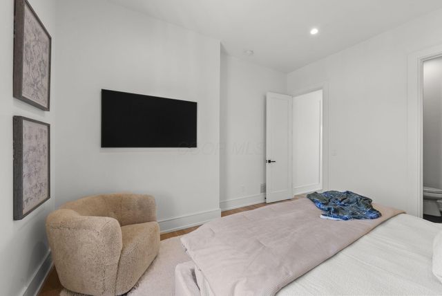 4135 High Grove Crest, New Albany, OH 43054