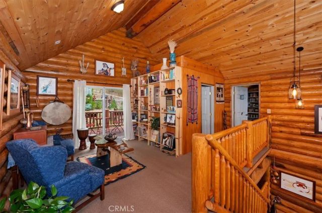 2489 Spring Oak, Running Springs, CA 92382