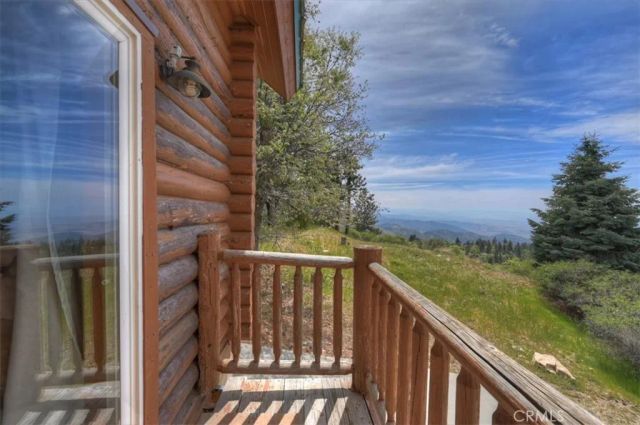 2489 Spring Oak, Running Springs, CA 92382
