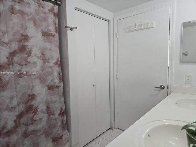 36 NW 6th Avenue 709, Miami, FL 33128