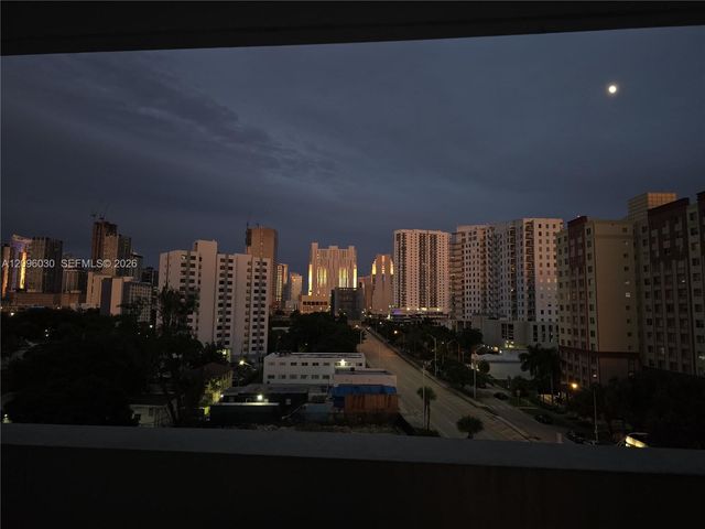 36 NW 6th Avenue 709, Miami, FL 33128