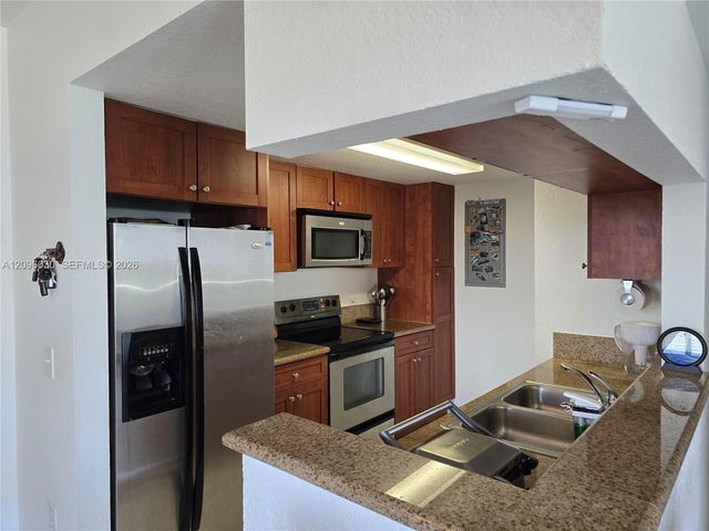 36 NW 6th Avenue 709, Miami, FL 33128
