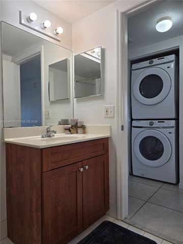 36 NW 6th Avenue 709, Miami, FL 33128