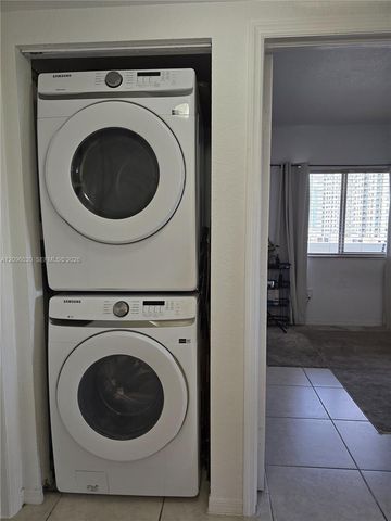 36 NW 6th Avenue 709, Miami, FL 33128