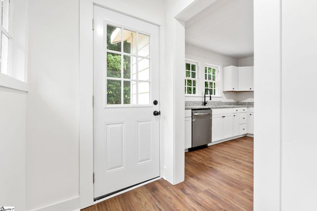 102 Aladdin Street, Greenville, SC 29609